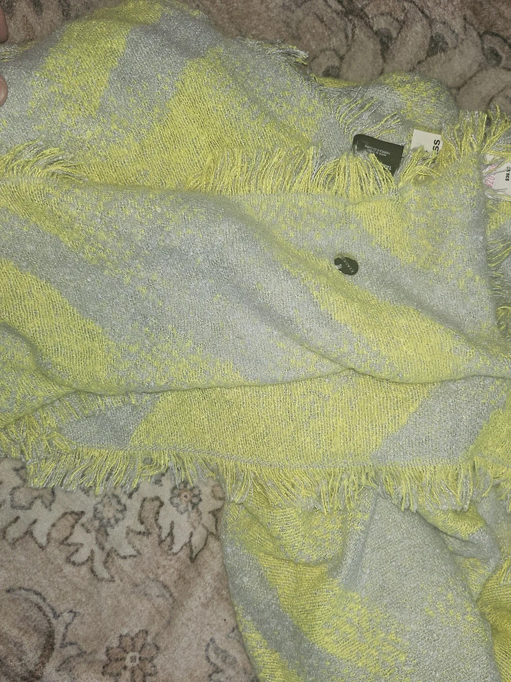 Express Fringed Two-Tone Scarf in Yellow and Gray